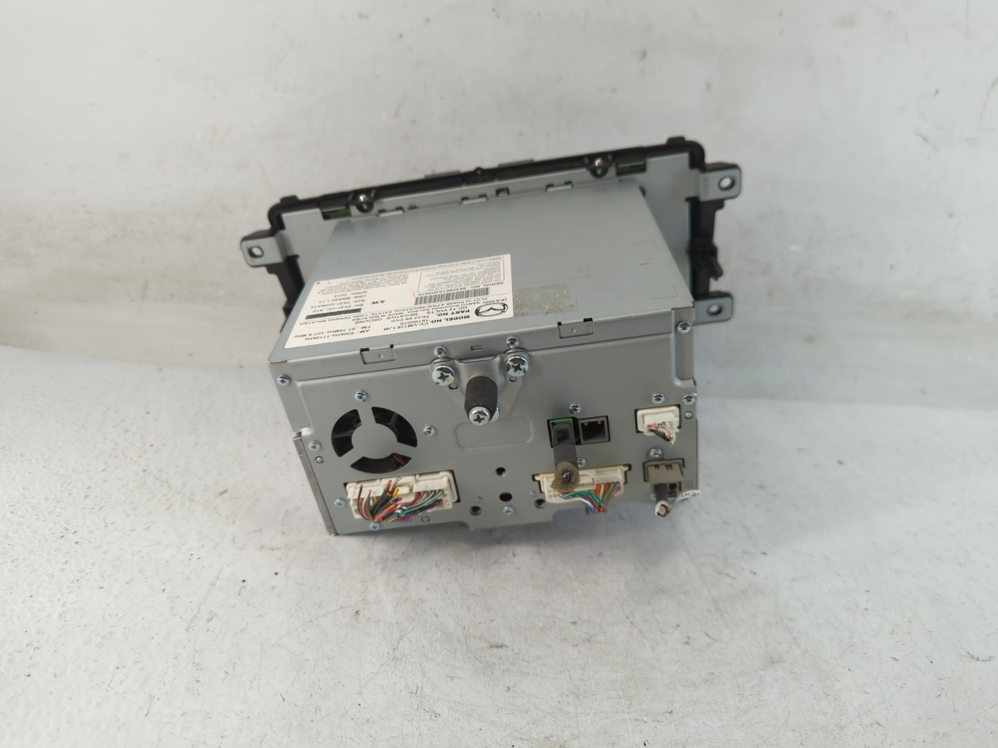 2013-2015 Mazda Cx-9 Radio AM FM Cd Player Receiver Replacement P/N:TK22 66 DV0 Fits Fits 2013 2014 2015 OEM Used Auto Parts - Oemusedautoparts1.com