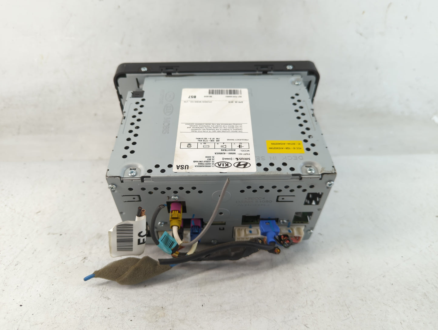 2014-2016 Kia Optima Radio AM FM Cd Player Receiver Replacement P/N:96560-4U850CA Fits Fits 2014 2015 2016 OEM Used Auto Parts - Oemusedautoparts1.com