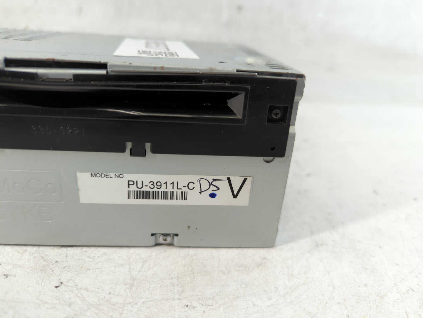 2014 Ford Explorer Radio AM FM Cd Player Receiver Replacement P/N:PU-3911L-C EB5T-19C107-FA Fits OEM Used Auto Parts - Oemusedautoparts1.com