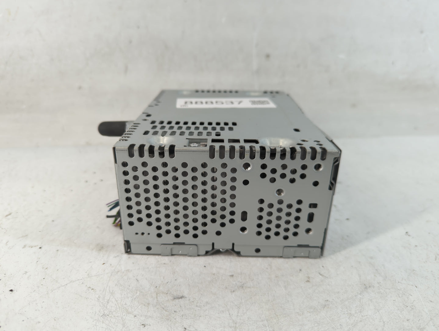 2014 Ford Explorer Radio AM FM Cd Player Receiver Replacement P/N:PU-3911L-C EB5T-19C107-FA Fits OEM Used Auto Parts - Oemusedautoparts1.com