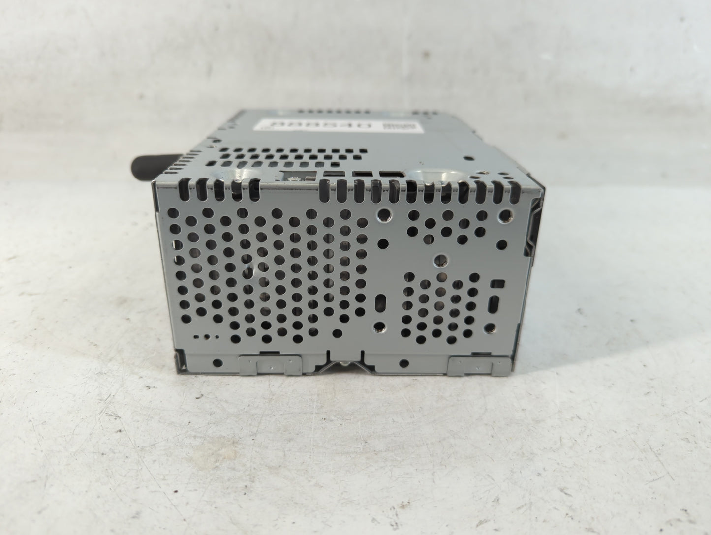 2013 Ford Edge Radio AM FM Cd Player Receiver Replacement P/N:DT4T-19C107-FA Fits OEM Used Auto Parts - Oemusedautoparts1.com