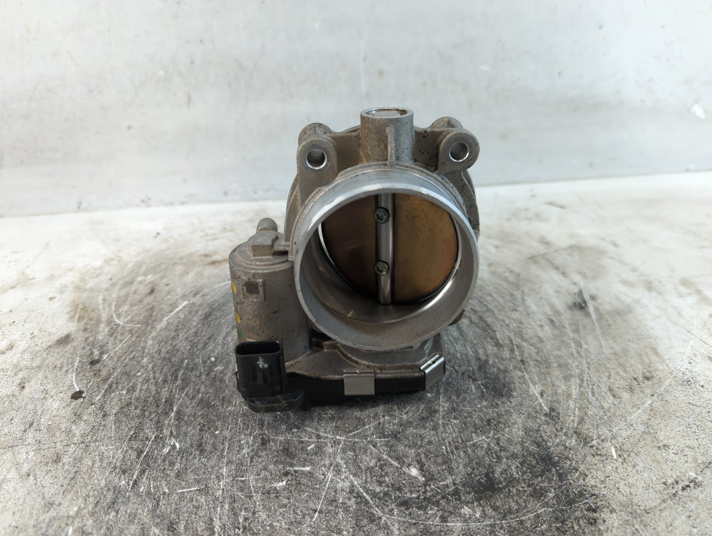 2017-2022 Chevrolet Traverse Throttle Body P/N:12670981AA Fits Fits 2012 2013 2014 2015 2016 2017 2018 2019 2020 2021 2022 OEM Used Auto Parts - Oemusedautoparts1.com