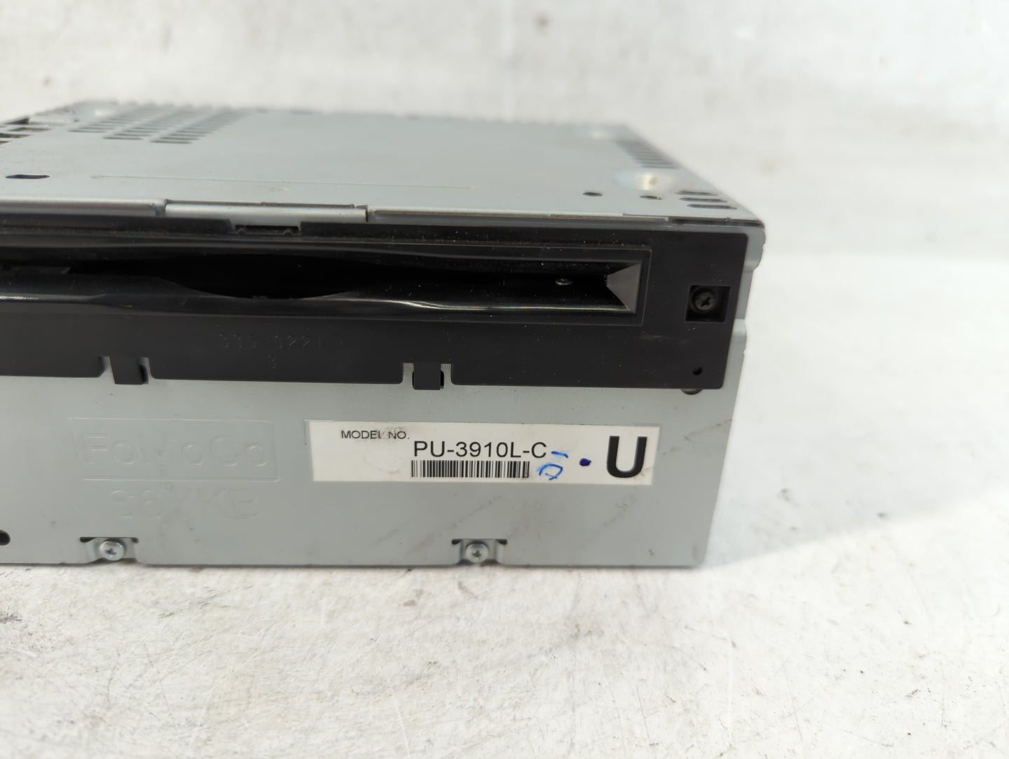 2014 Ford Explorer Radio AM FM Cd Player Receiver Replacement P/N:EBS5T-19C107-EA Fits OEM Used Auto Parts - Oemusedautoparts1.com