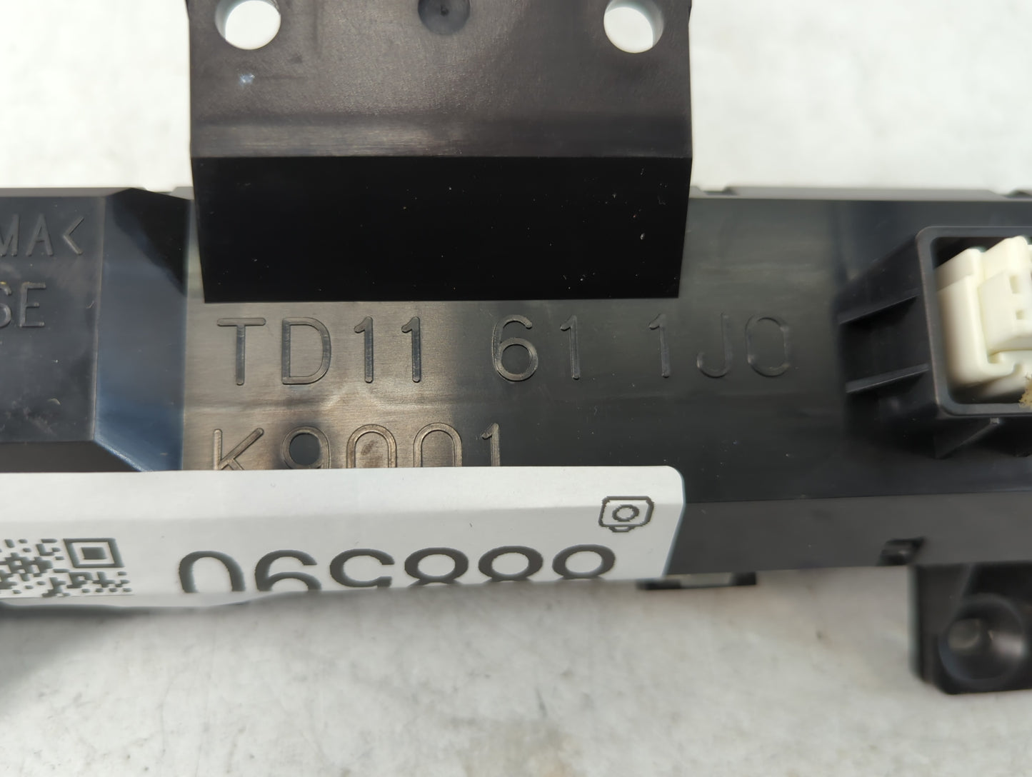 2010-2012 Mazda Cx-9 Radio AM FM Cd Player Receiver Replacement P/N:TD11 61 1J0 TE69 A Fits Fits 2010 2011 2012 OEM Used Auto Parts