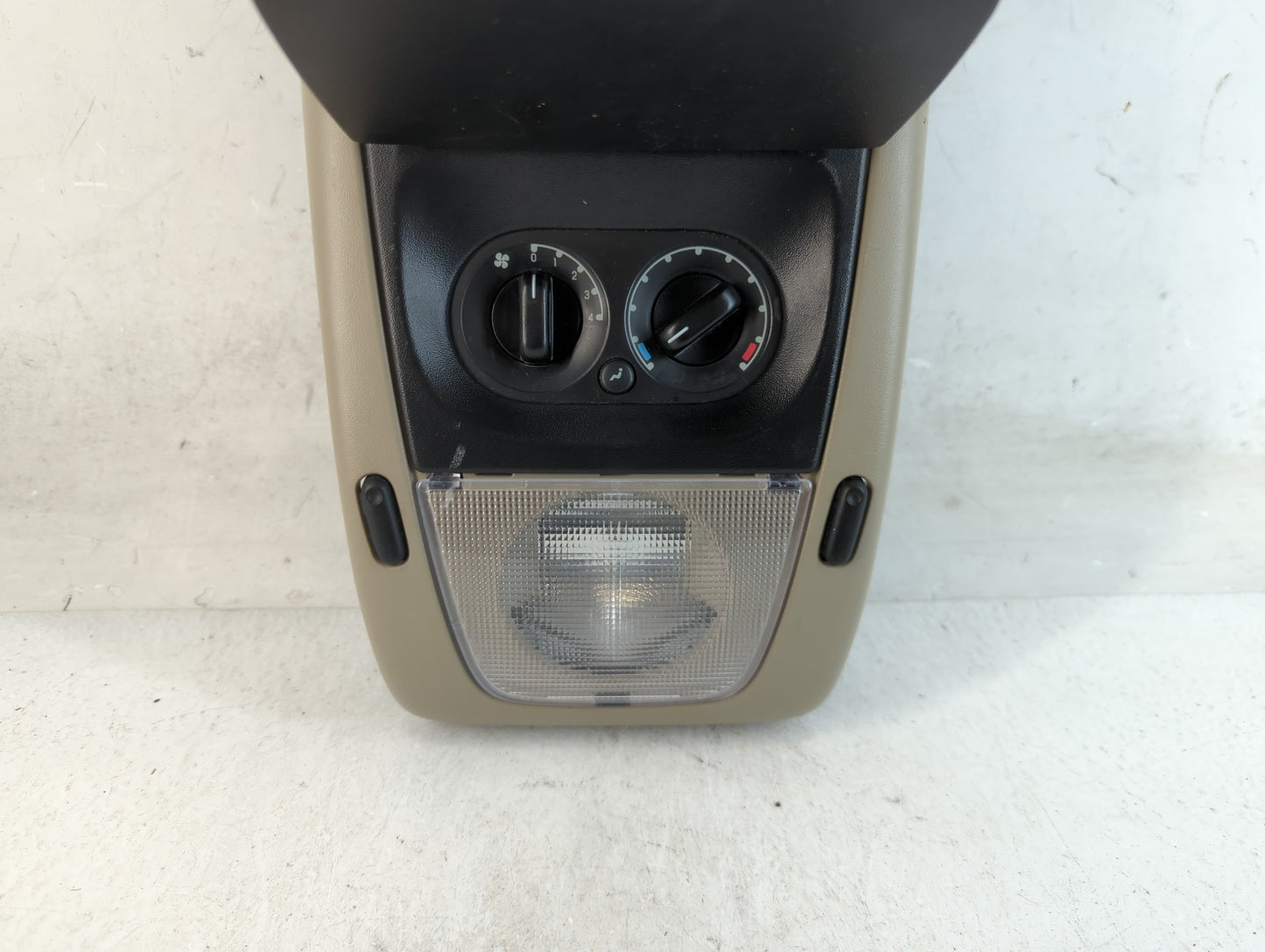 2008 Ford Explorer Overhead Roof Console - Oemusedautoparts1.com