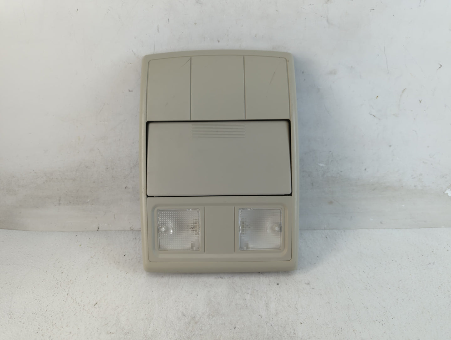 2017 Dodge Journey Overhead Roof Console - Oemusedautoparts1.com