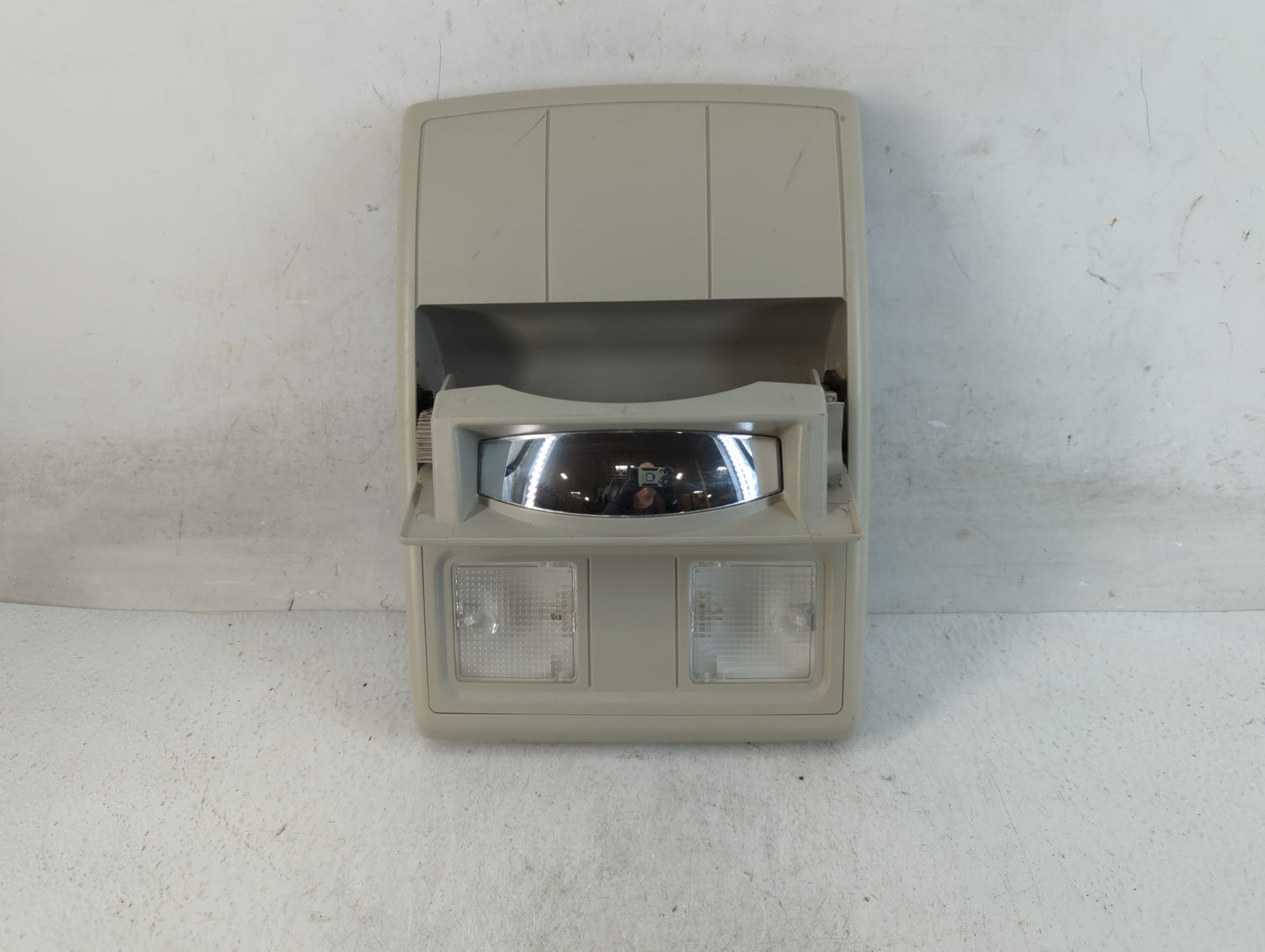 2017 Dodge Journey Overhead Roof Console - Oemusedautoparts1.com