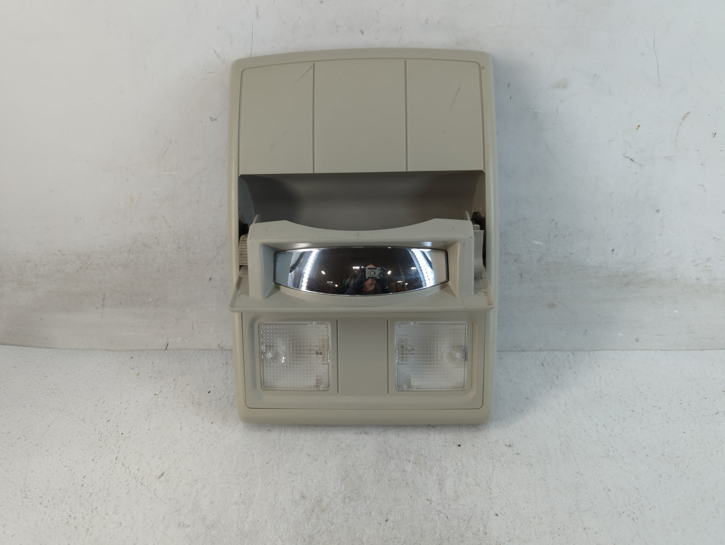 2017 Dodge Journey Overhead Roof Console - Oemusedautoparts1.com