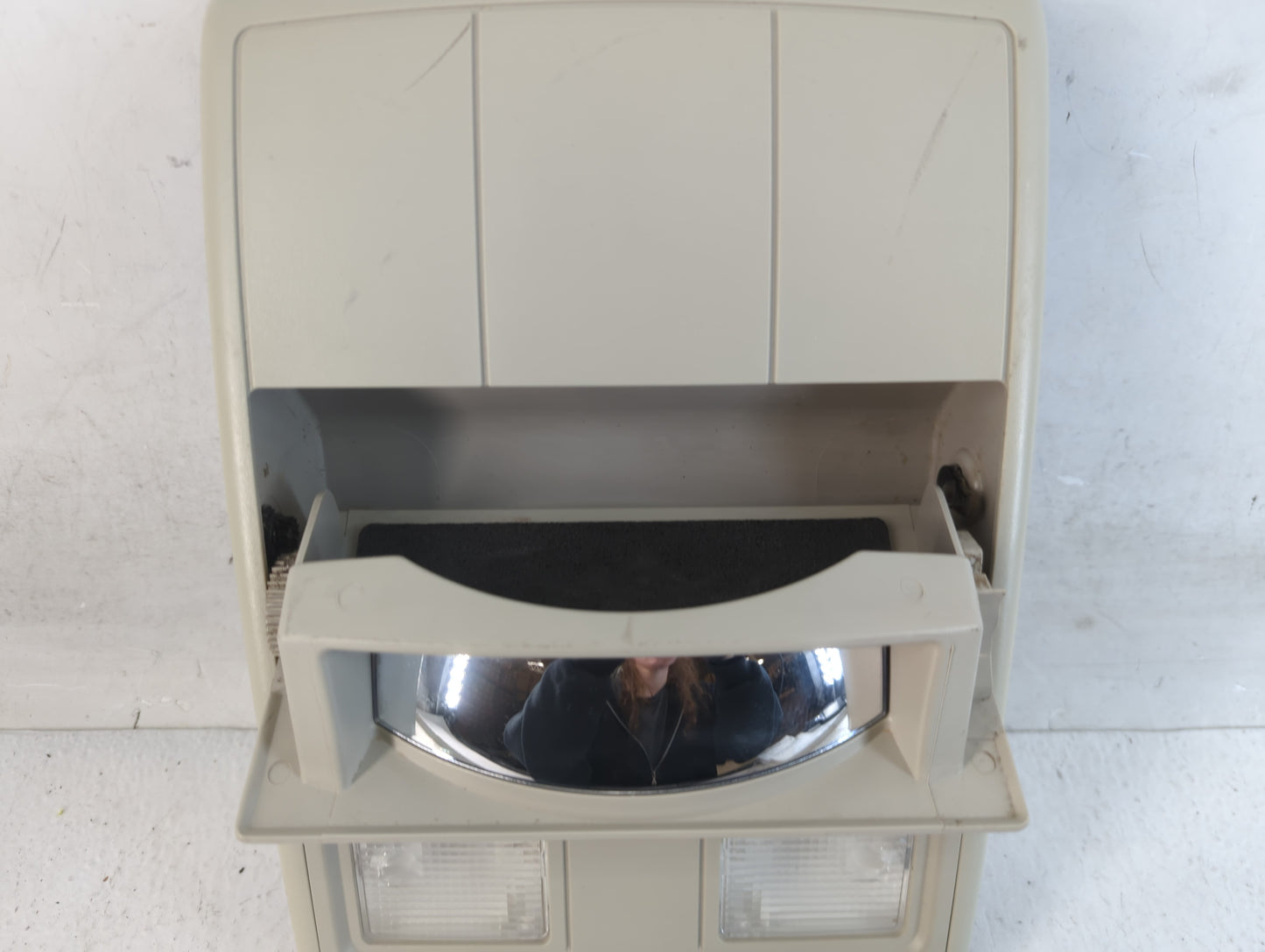 2017 Dodge Journey Overhead Roof Console - Oemusedautoparts1.com