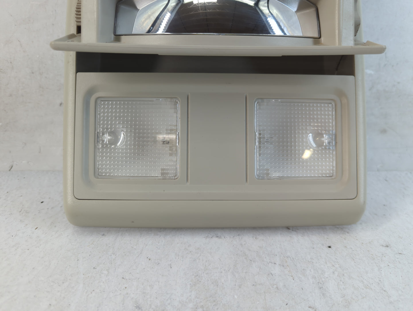 2017 Dodge Journey Overhead Roof Console - Oemusedautoparts1.com