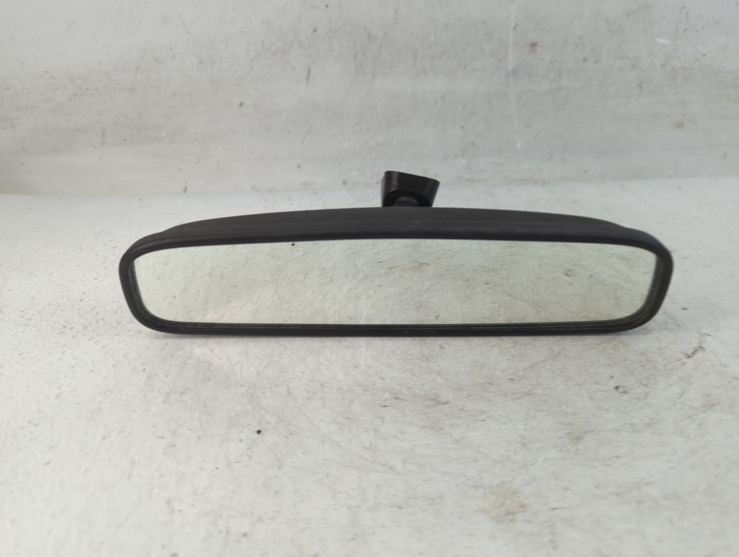2009-2022 Hyundai Tucson Interior Rear View Mirror Replacement OEM P/N:E40121413 Fits OEM Used Auto Parts - Oemusedautoparts1.com