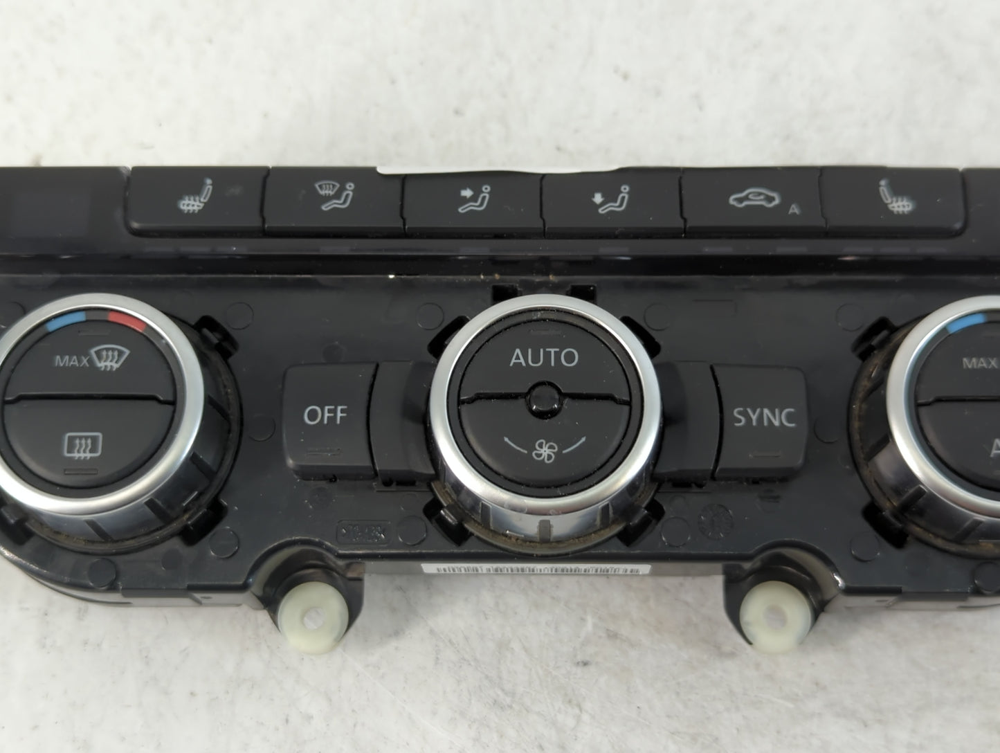 2013-2014 Volkswagen Cc Climate Control Module Temperature AC/Heater Replacement P/N:3AA907044BH Fits Fits 2013 2014 OEM Used Auto Parts - Oemusedautoparts1.com