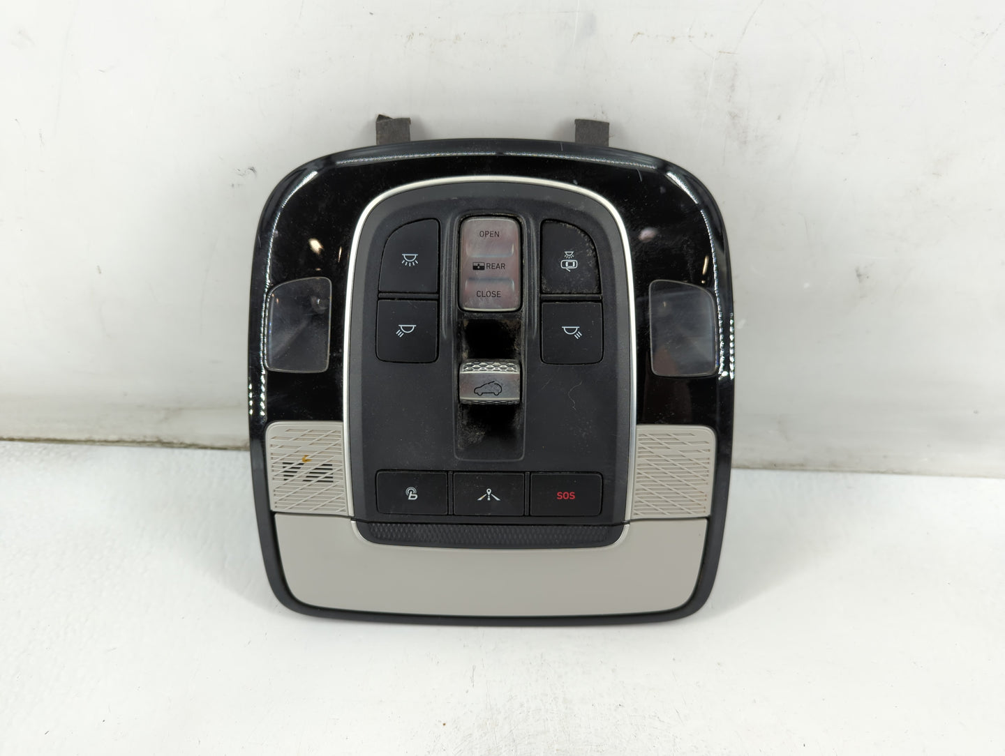 2021 Hyundai Palisade Overhead Roof Console - Oemusedautoparts1.com