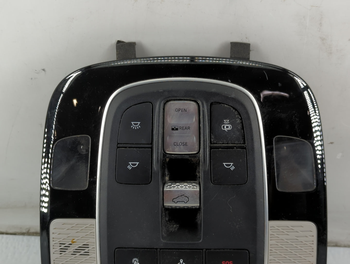 2021 Hyundai Palisade Overhead Roof Console - Oemusedautoparts1.com