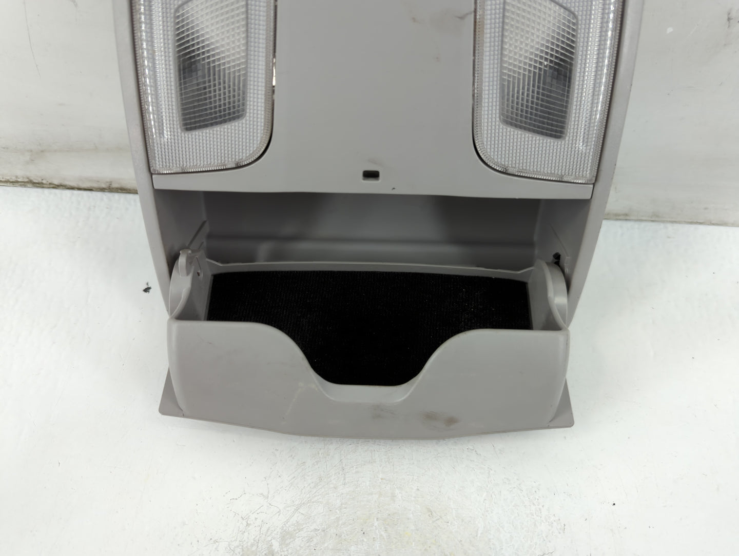 2016 Hyundai Sonata Overhead Roof Console - Oemusedautoparts1.com