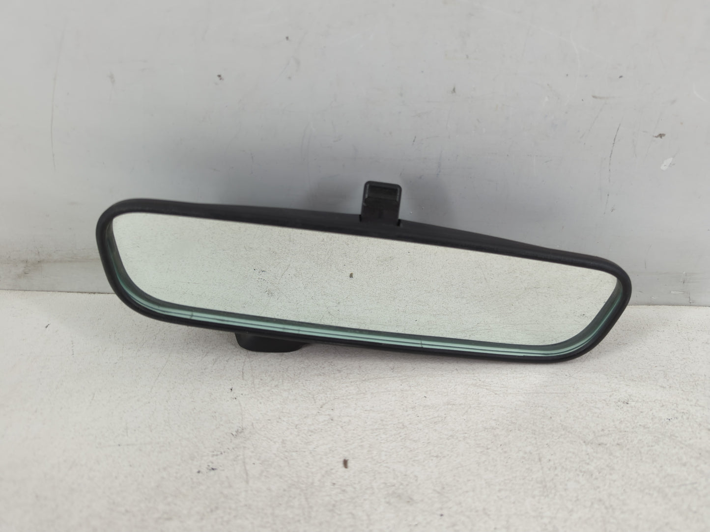 2001-2012 Hyundai Elantra Interior Rear View Mirror Replacement OEM P/N:E13010082 Fits OEM Used Auto Parts