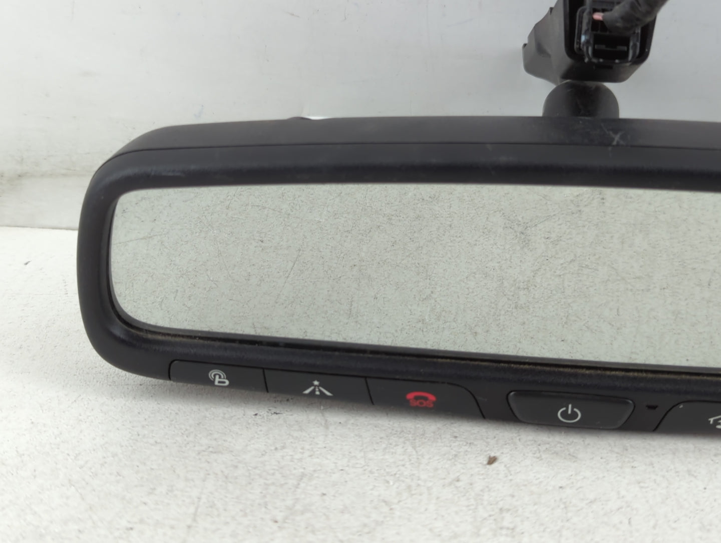 2013-2016 Hyundai Genesis Interior Rear View Mirror Replacement OEM P/N:E11026666 Fits OEM Used Auto Parts - Oemusedautoparts1.com
