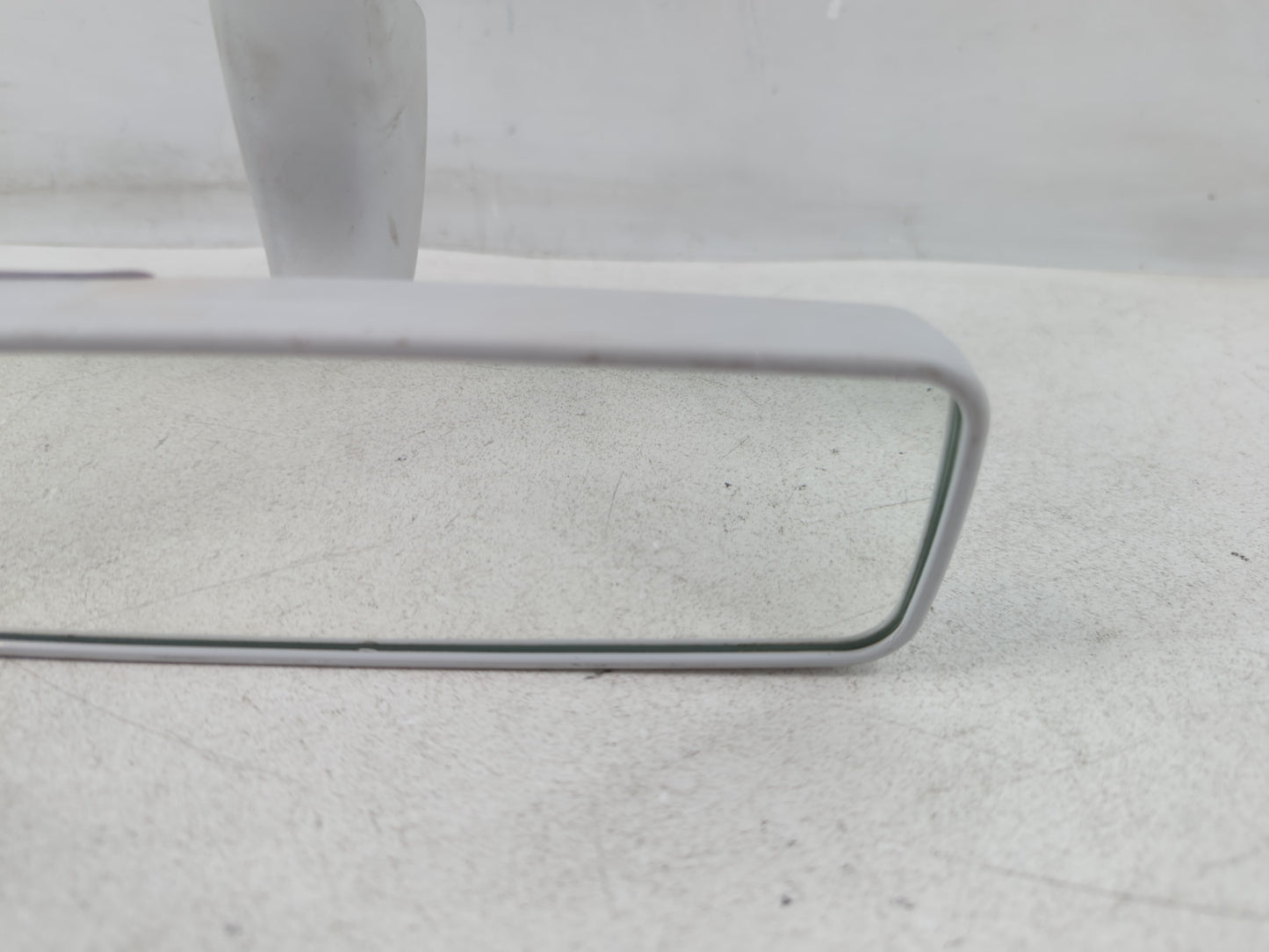 2014 Fiat 500 Interior Rear View Mirror Replacement OEM P/N:E3021040 Fits OEM Used Auto Parts - Oemusedautoparts1.com
