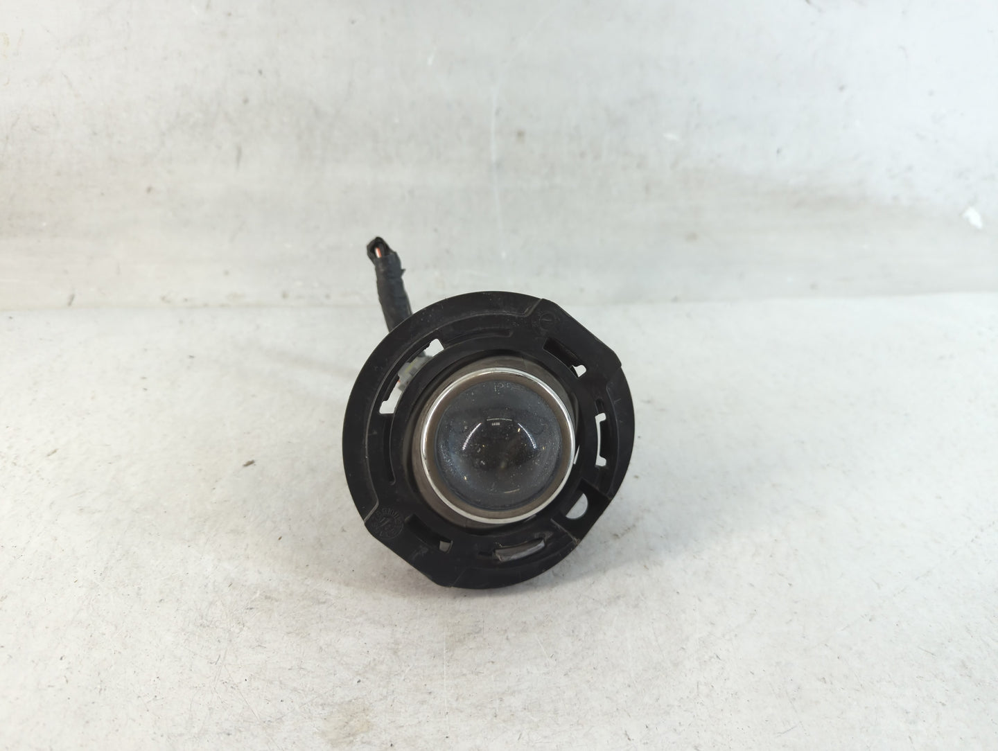 2015-2017 Chrysler 200 Driver Left Oem Front Light Lamp - Oemusedautoparts1.com