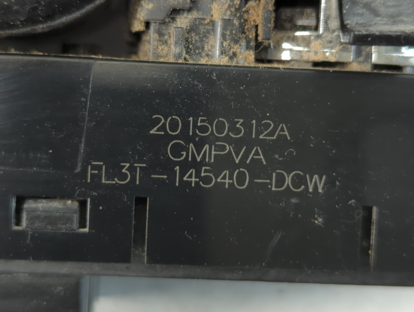 2015-2016 Ford Edge Master Power Window Switch Replacement Driver Side Left P/N:20150312A FL3T-14540-DCW Fits OEM Used Auto Parts - Oemusedautoparts1.com