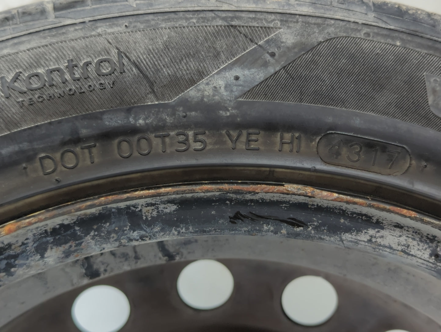 2018-2019 Nissan Sentra Spare Donut Tire Wheel Rim Oem