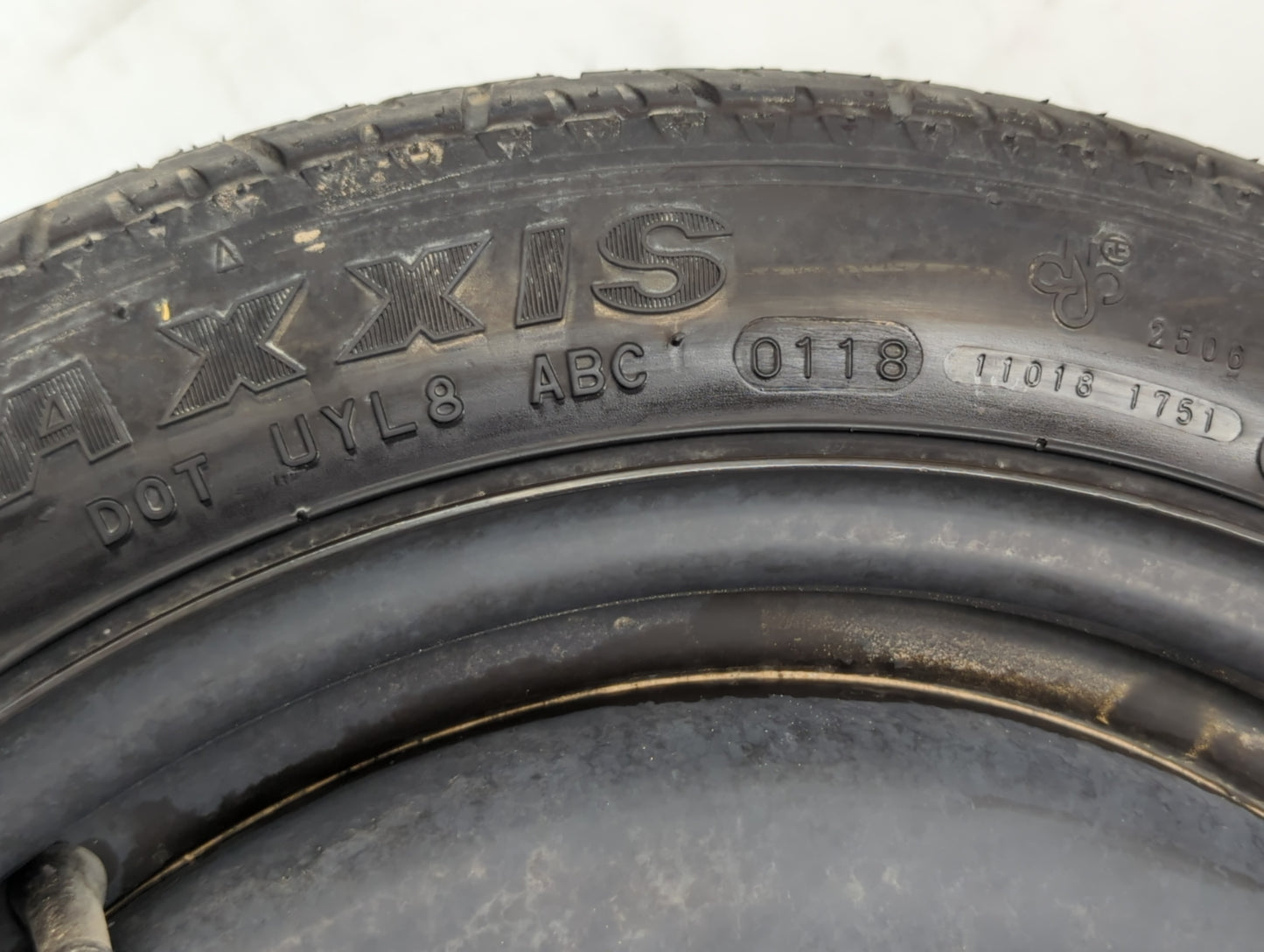 2006-2015 Hyundai Tucson Spare Donut Tire Wheel Rim Oem