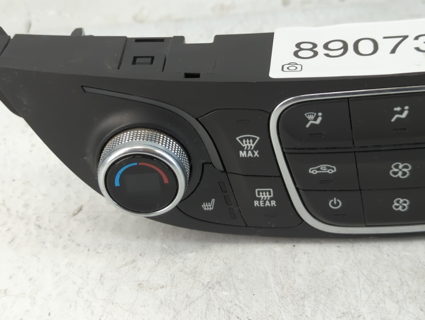 2018-2021 Chevrolet Malibu Climate Control Module Temperature AC/Heater Replacement P/N:84684288 Fits Fits 2018 2019 2020 2021 OEM Used Auto Parts