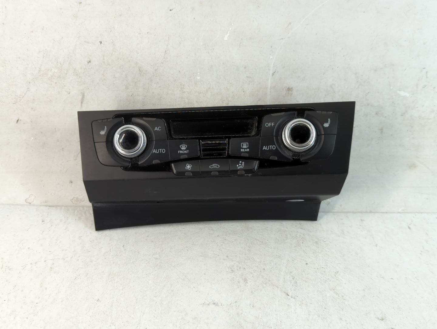 2010-2013 Audi A5 Climate Control Module Temperature AC/Heater Replacement P/N:8K1 820 043 T Fits Fits 2009 2010 2011 2012 2013 OEM Used Auto Parts - Oemusedautoparts1.com
