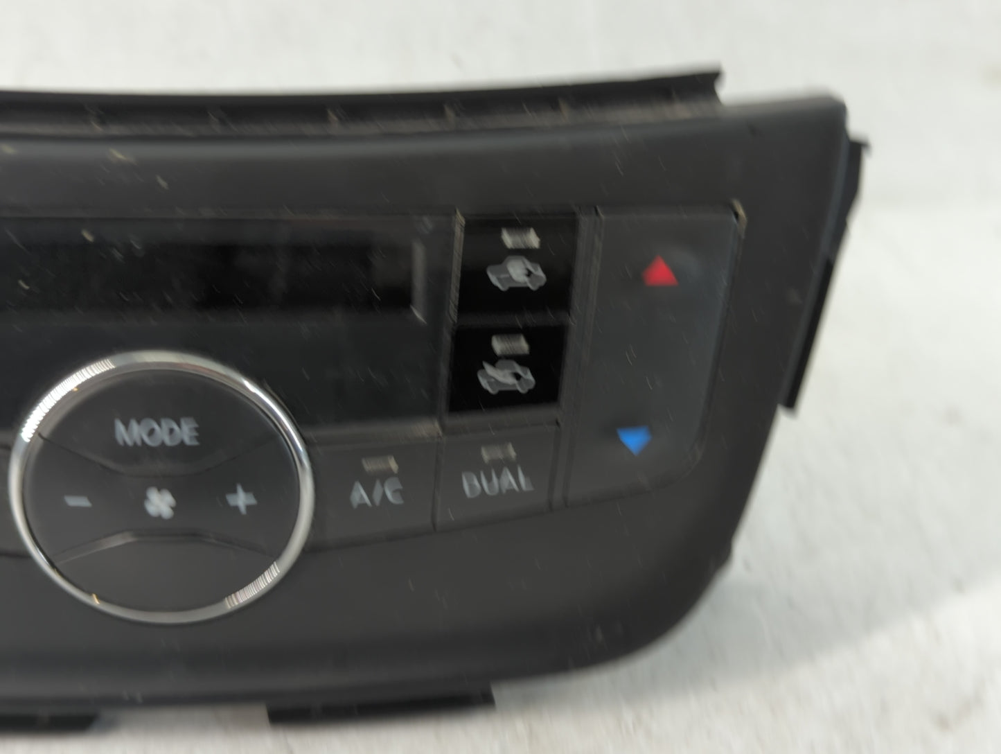 2015-2019 Nissan Sentra Climate Control Module Temperature AC/Heater Replacement P/N:VPAASH-18C612-ABA 27500 4AT4A Fits OEM Used Auto Parts - Oemusedautoparts1.com