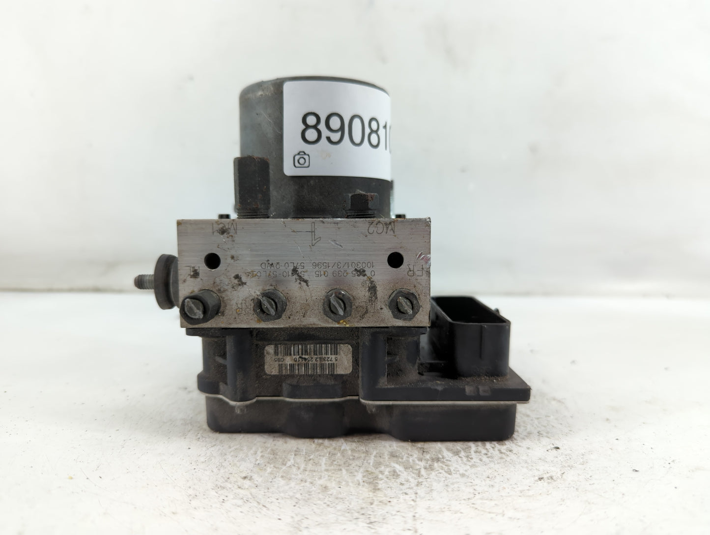 2010-2013 Suzuki Kizashi ABS Pump Control Module Replacement P/N:56110-57L03 Fits Fits 2010 2011 2012 2013 OEM Used Auto Parts