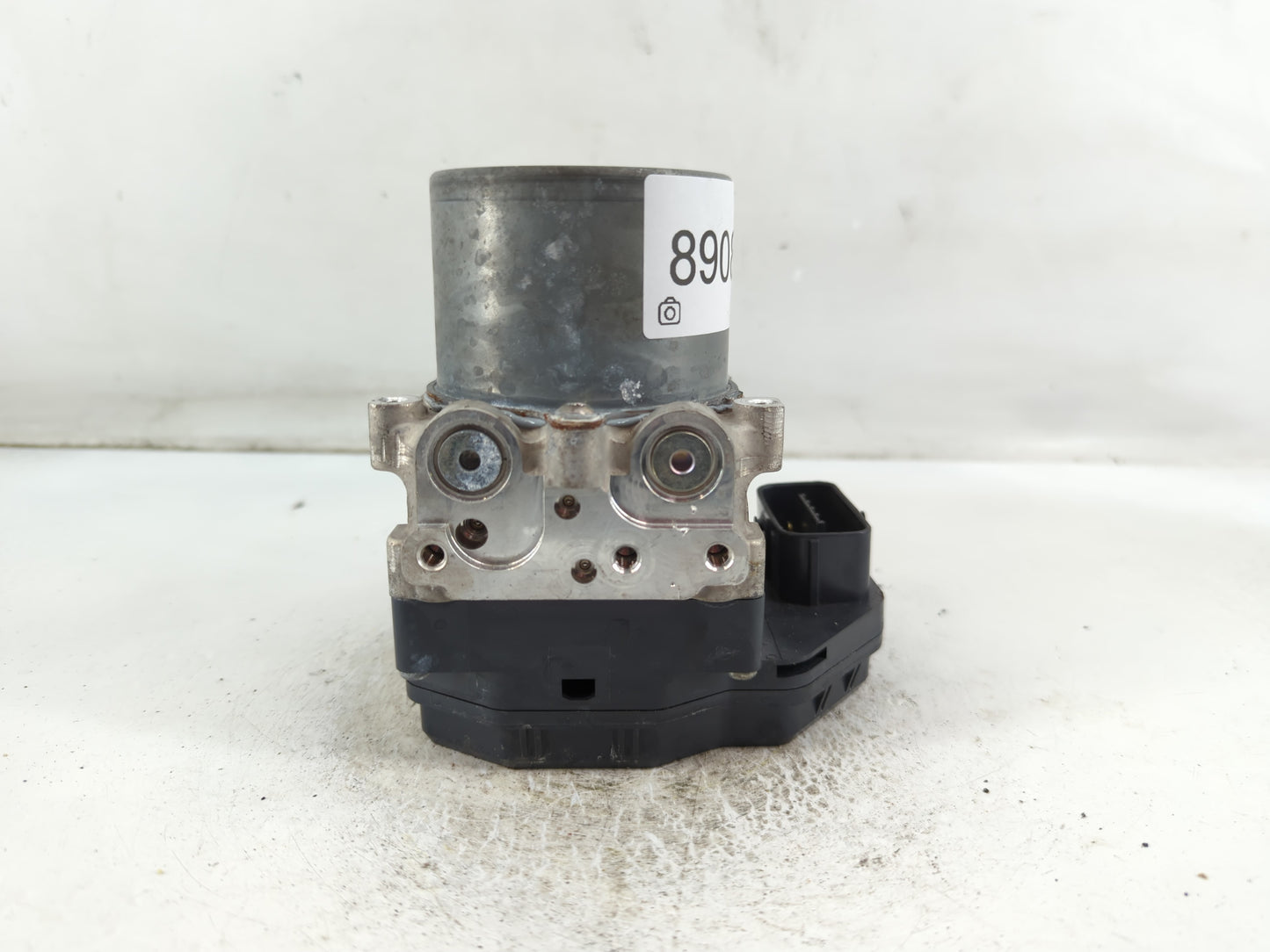 2016-2017 Infiniti Q50 ABS Pump Control Module Replacement P/N:47660 4GH0A Fits Fits 2016 2017 OEM Used Auto Parts - Oemusedautoparts1.com