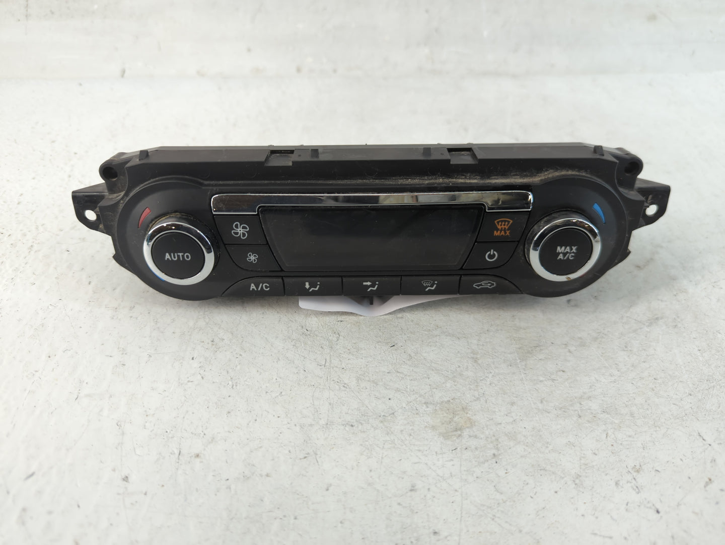 2013-2016 Ford C-Max Climate Control Module Temperature AC/Heater Replacement P/N:DM5T-18C612-AG Fits Fits 2013 2014 2015 2016 OEM Used Auto Parts - Oemusedautoparts1.com
