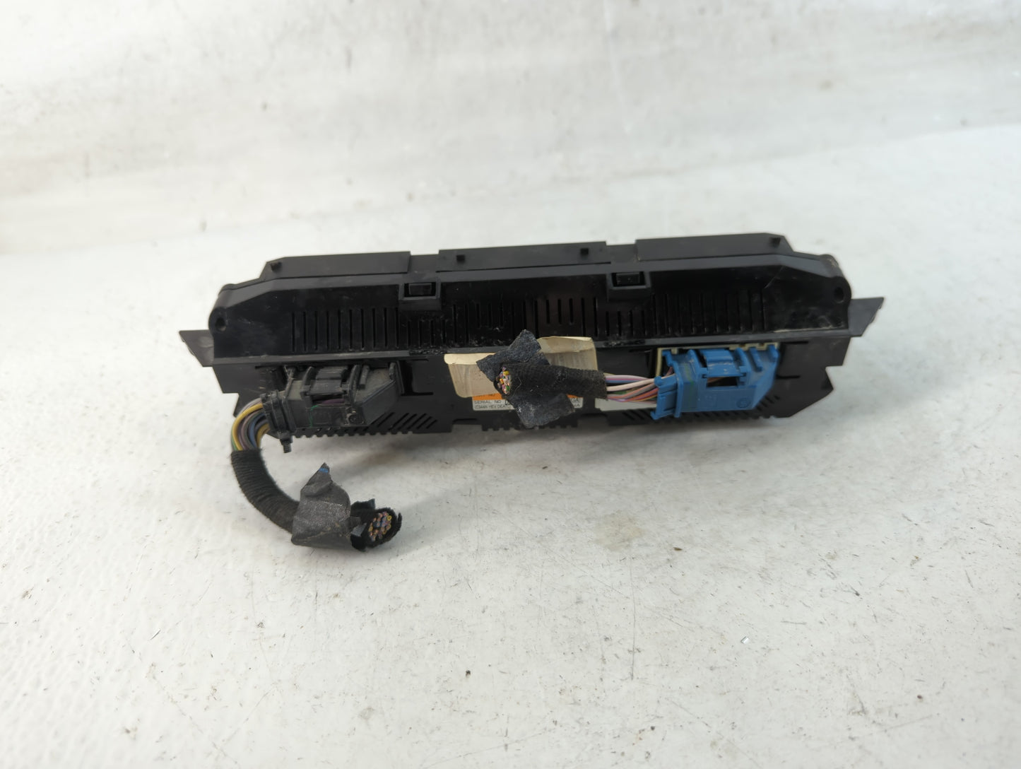 2013-2016 Ford C-Max Climate Control Module Temperature AC/Heater Replacement P/N:DM5T-18C612-AG Fits Fits 2013 2014 2015 2016 OEM Used Auto Parts - Oemusedautoparts1.com