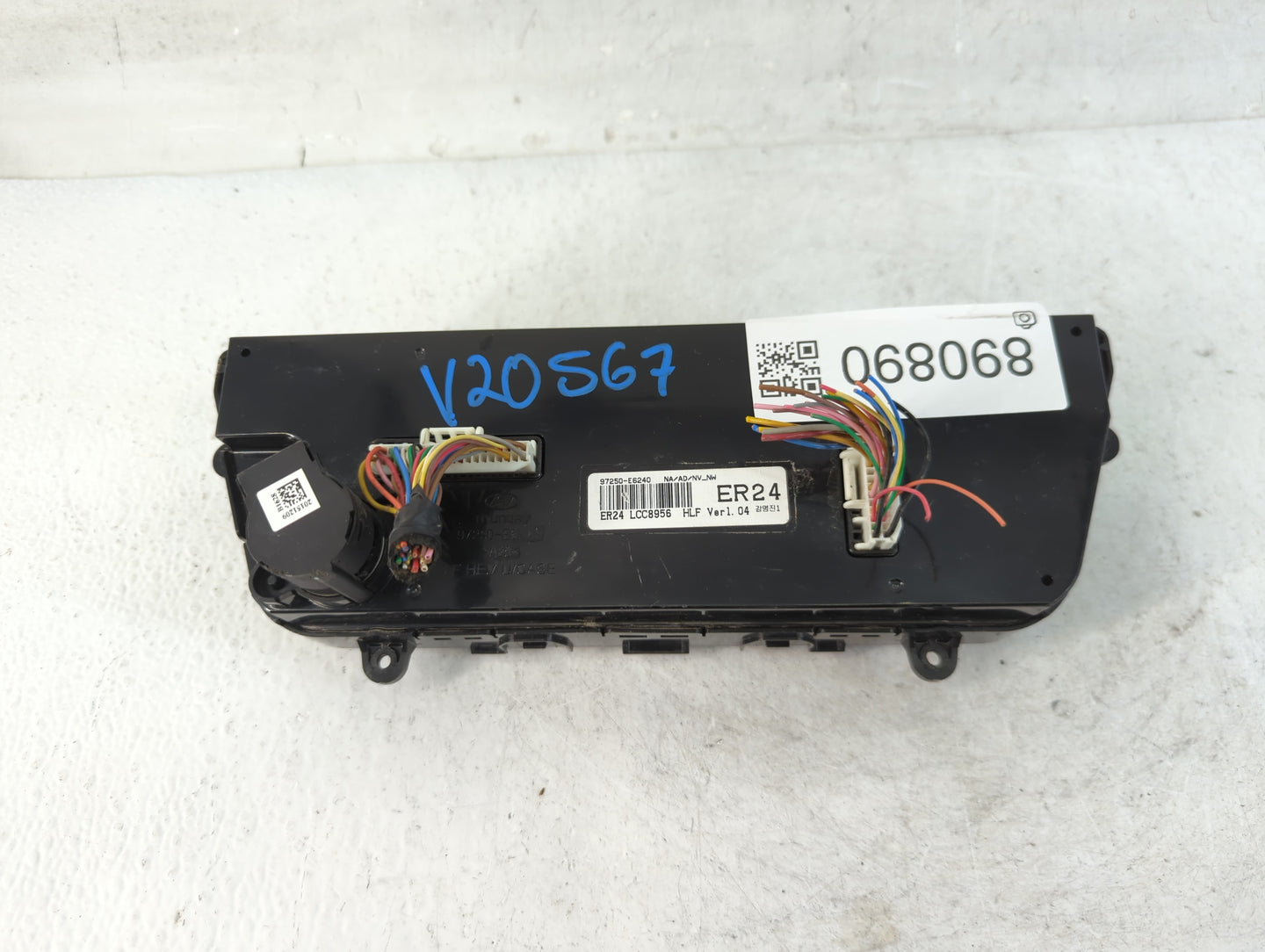 2016-2017 Hyundai Sonata Climate Control Module Temperature AC/Heater Replacement P/N:97250-E6240 Fits Fits 2016 2017 OEM Used Auto Parts - Oemusedautoparts1.com