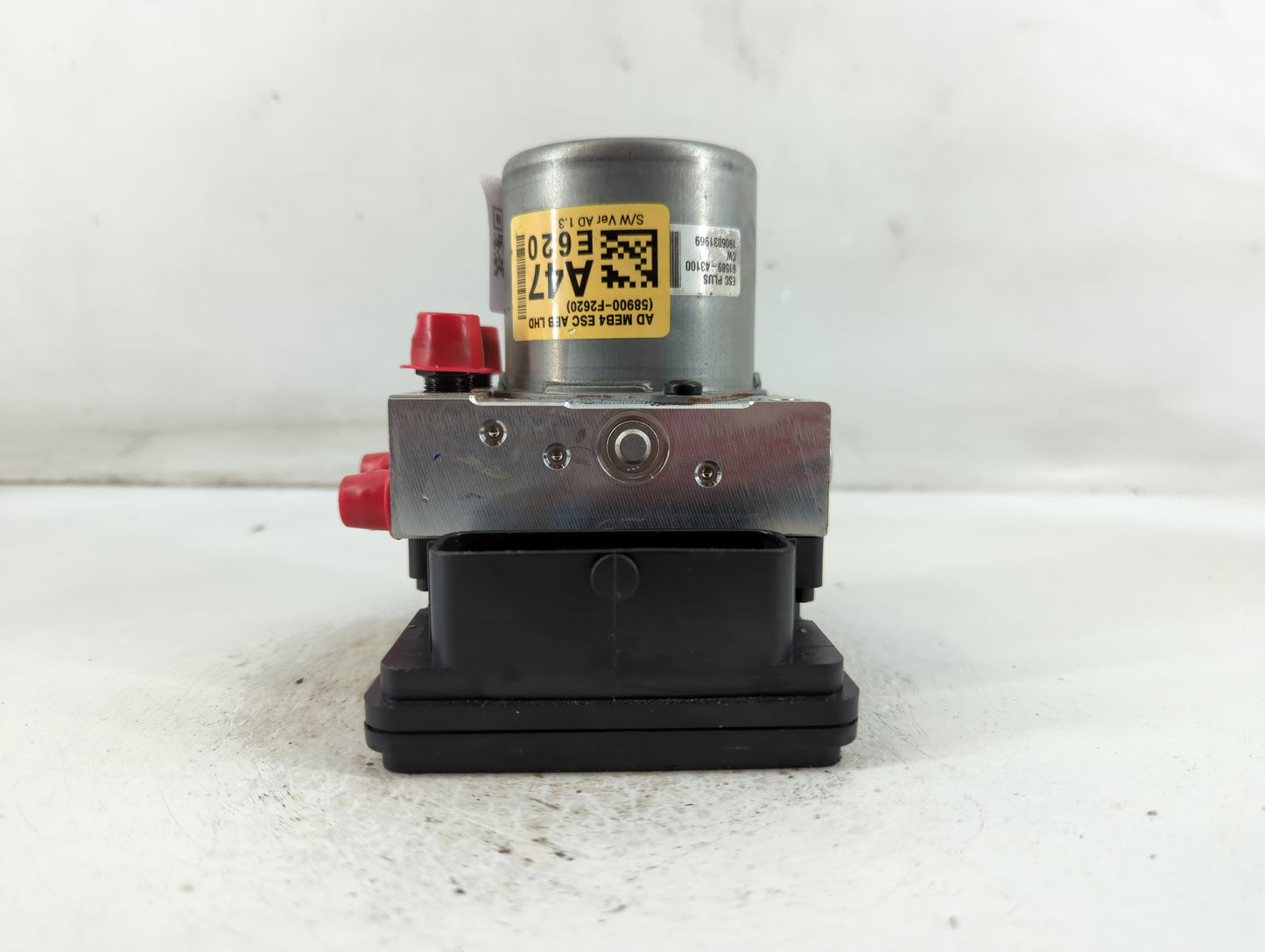 2019-2020 Hyundai Elantra ABS Pump Control Module Replacement P/N:61589-43100 58900-F2620 Fits Fits 2019 2020 OEM Used Auto Parts - Oemusedautoparts1.com