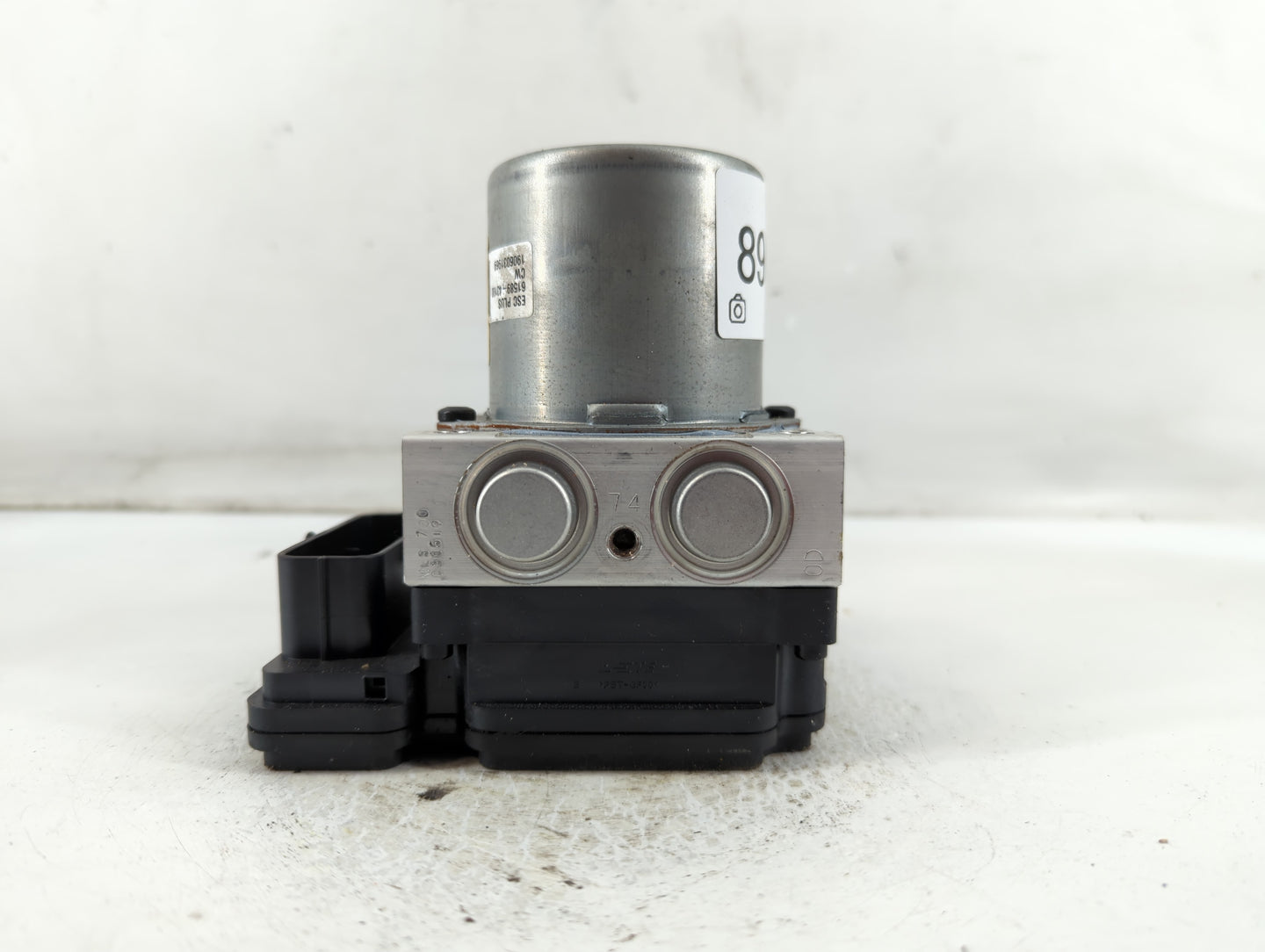 2019-2020 Hyundai Elantra ABS Pump Control Module Replacement P/N:61589-43100 58900-F2620 Fits Fits 2019 2020 OEM Used Auto Parts - Oemusedautoparts1.com