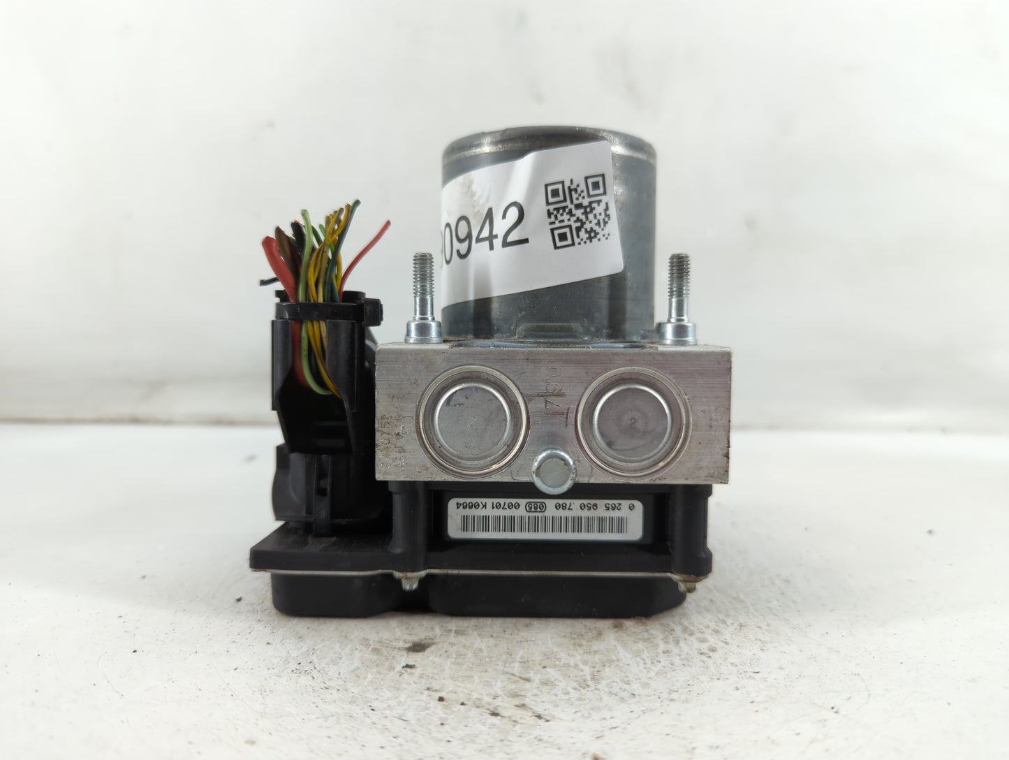 2010-2011 Land Rover Range Rover Sport ABS Pump Control Module Replacement P/N:100707/6/1763 EMC N0 A0104 Fits Fits 2010 2011 2012 OEM Used Auto Parts