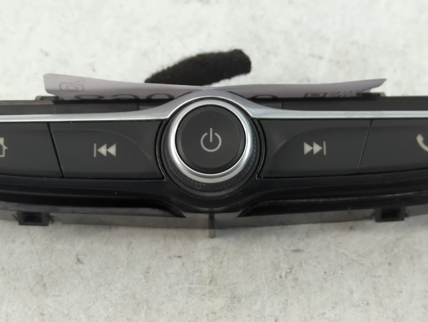2012 Chevrolet Cruze Radio AM FM Cd Player Receiver Replacement P/N:84491778 Fits OEM Used Auto Parts - Oemusedautoparts1.com