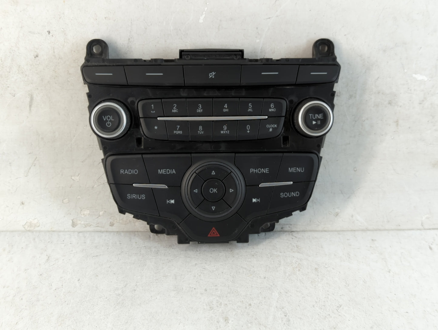 2015-2018 Ford Focus Radio AM FM Cd Player Receiver Replacement P/N:17025125-01 J1ET18K811KA Fits Fits 2015 2016 2017 2018 2019 OEM Used Auto Parts - Oemusedautoparts1.com