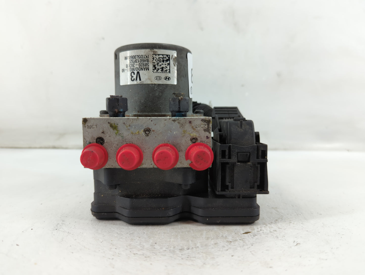 2012-2014 Hyundai Azera ABS Pump Control Module Replacement P/N:58920-3V300 Fits Fits 2012 2013 2014 OEM Used Auto Parts - Oemusedautoparts1.com
