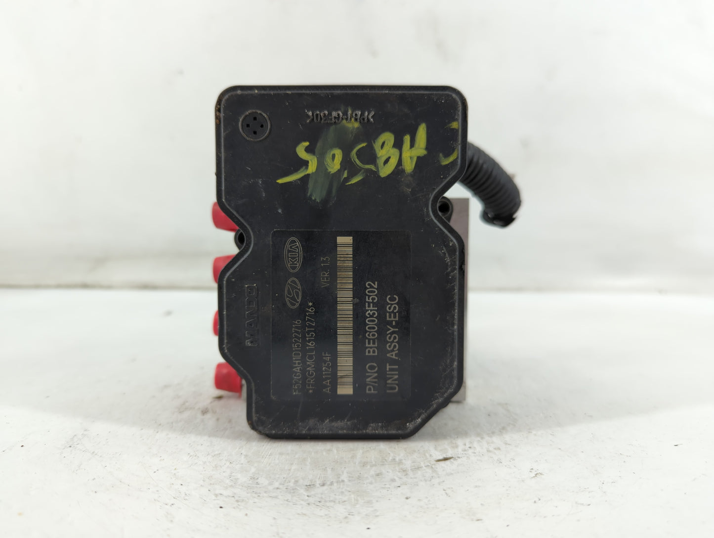 2012-2014 Hyundai Azera ABS Pump Control Module Replacement P/N:58920-3V300 Fits Fits 2012 2013 2014 OEM Used Auto Parts - Oemusedautoparts1.com
