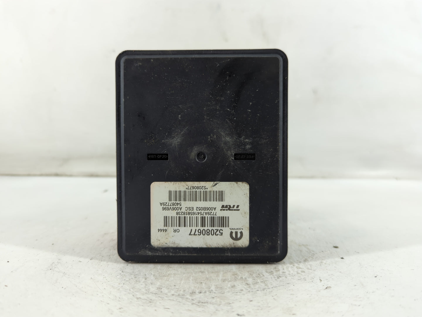 2018-2019 Jeep Renegade ABS Pump Control Module Replacement P/N:52080677 Fits Fits 2018 2019 OEM Used Auto Parts - Oemusedautoparts1.com
