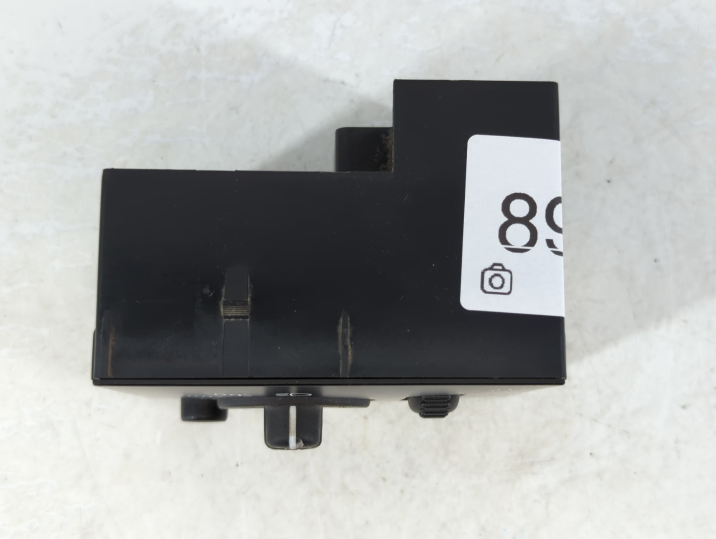 2005 Chevrolet Avalanche Headlight Lamp Control Switch - Oemusedautoparts1.com