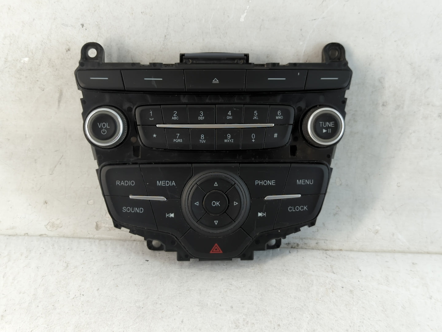 2017-2019 Ford Escape Radio AM FM Cd Player Receiver Replacement P/N:F1ET18K811LD Fits Fits 2015 2016 2017 2018 2019 OEM Used Auto Parts - Oemusedautoparts1.com