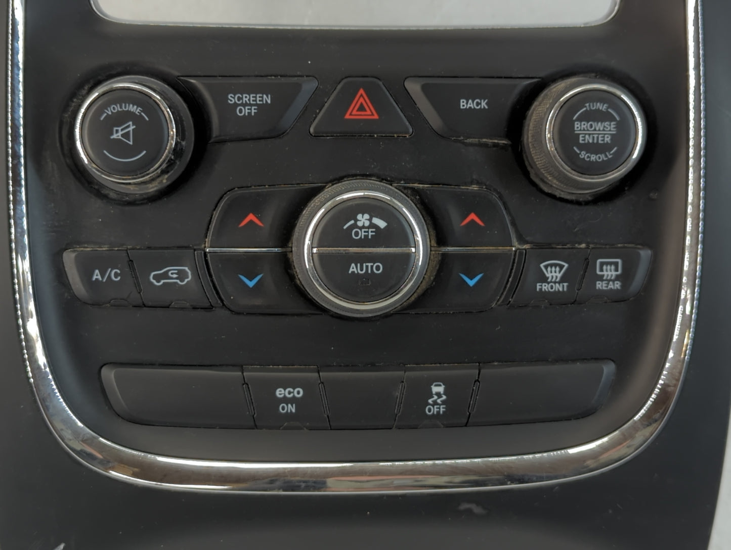 2011-2016 Dodge Durango Radio AM FM Cd Player Receiver Replacement P/N:P05094856AB Fits Fits 2011 2012 2013 2014 2015 2016 OEM Used Auto Parts - Oemusedautoparts1.com