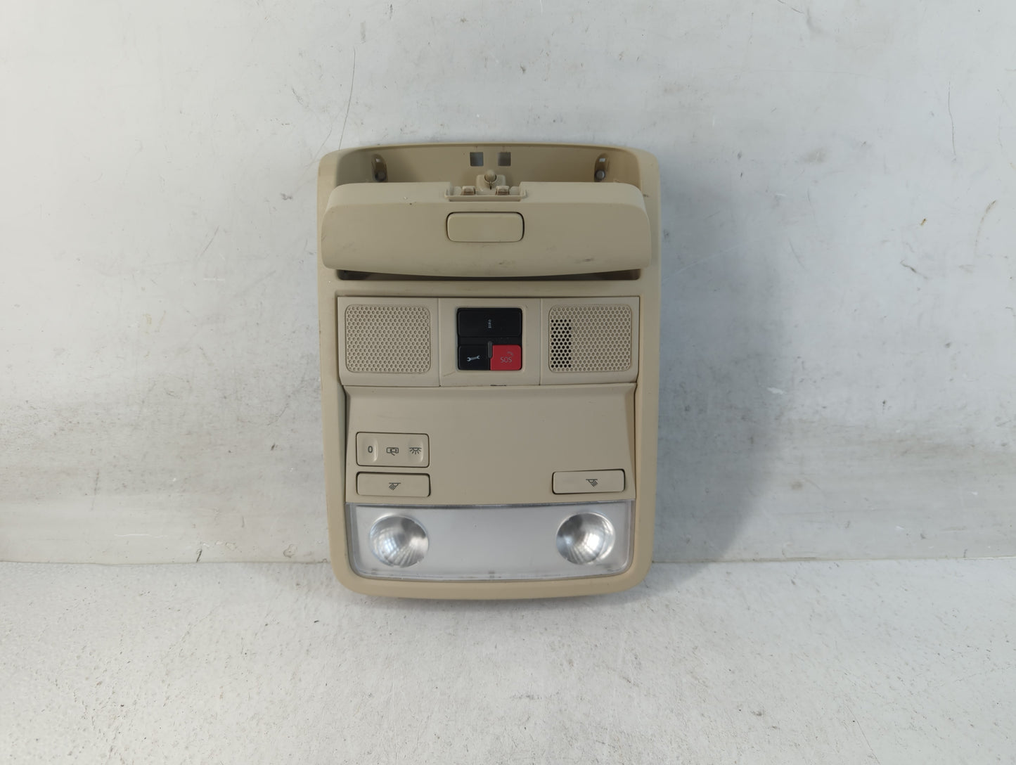 2014 Volkswagen Passat Overhead Roof Console - Oemusedautoparts1.com