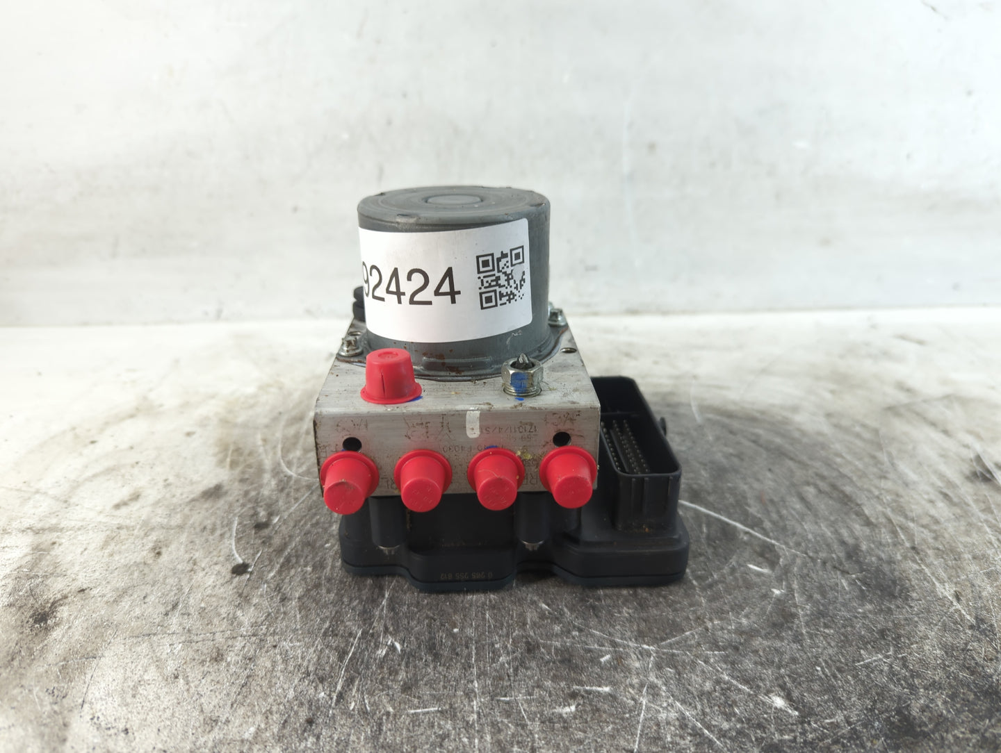 2018 Toyota C-Hr ABS Pump Control Module Replacement P/N:44540-F4030 Fits OEM Used Auto Parts - Oemusedautoparts1.com