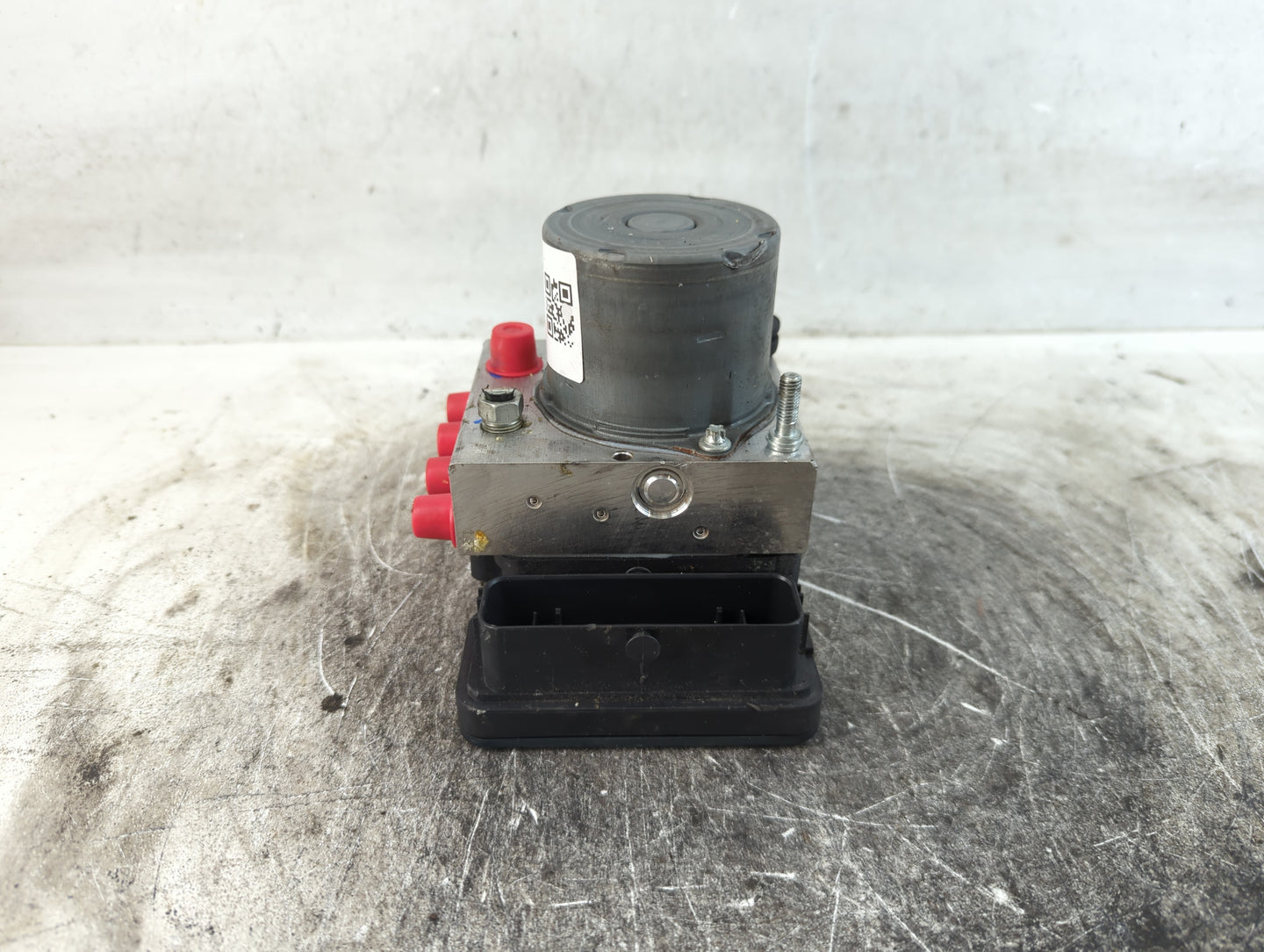 2018 Toyota C-Hr ABS Pump Control Module Replacement P/N:44540-F4030 Fits OEM Used Auto Parts - Oemusedautoparts1.com