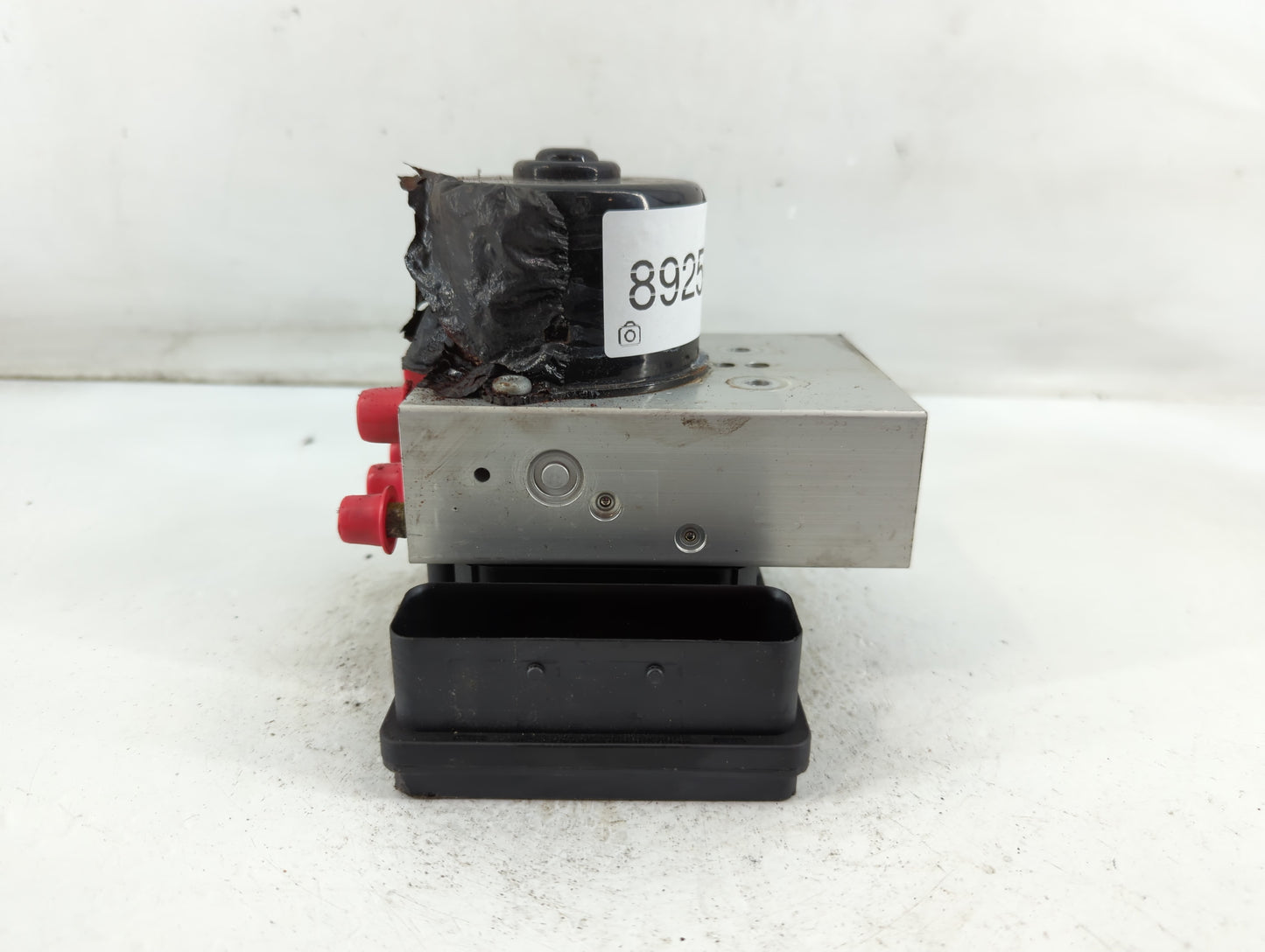 2004-2005 Infiniti Fx35 ABS Pump Control Module Replacement P/N:47660-CG705 Fits Fits 2004 2005 OEM Used Auto Parts