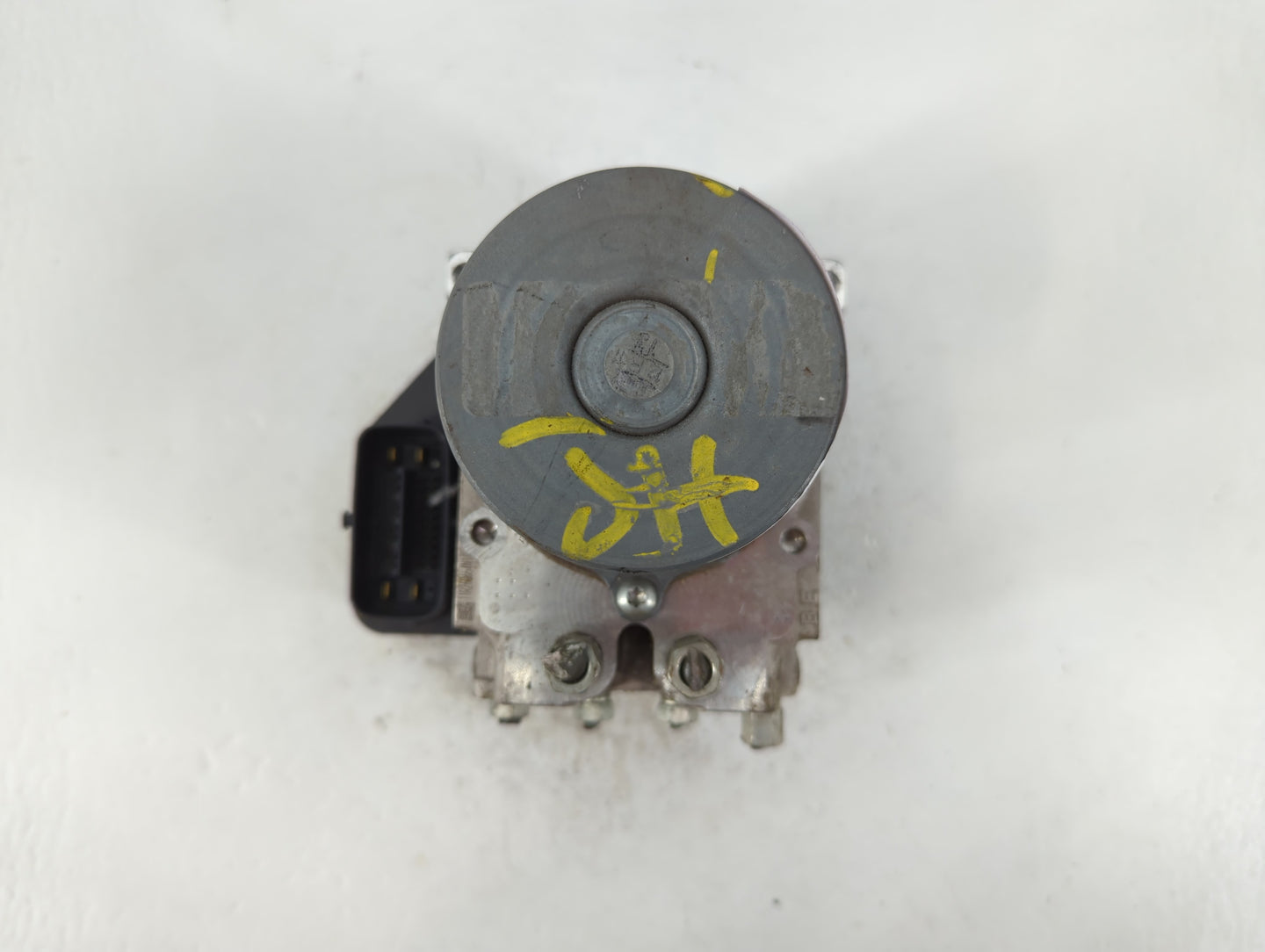 2015 Infiniti Qx60 ABS Pump Control Module Replacement P/N:133000-1600 47660 9NB0A Fits OEM Used Auto Parts - Oemusedautoparts1.com